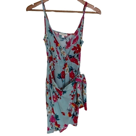 Yumi Kim Island Time Floral Wrap Mini Dress, Size Small - Picture 3 of 12